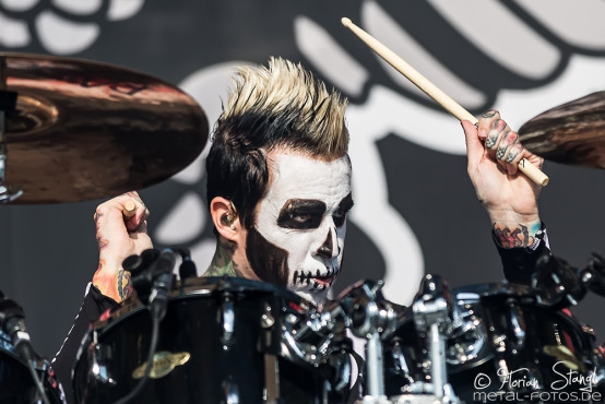 five-finger-death-punch-rockavaria-30-05-2015_0012