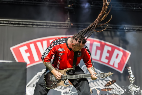 five-finger-death-punch-rockavaria-30-05-2015_0021