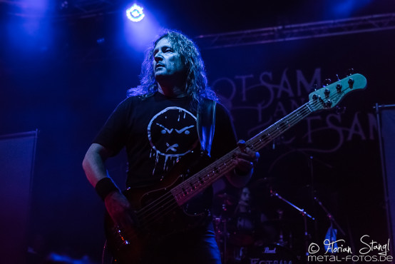 flotsam-and-jetsam-bang-your-head-17-7-2015_0032