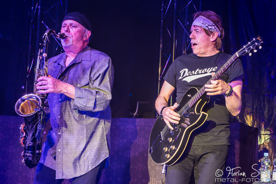 george-thorogood-the-destroyers-loewensaal-nuernberg-24-7-2015_0043