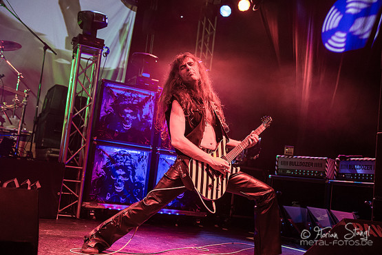 grave-digger-18-1-2013-musichall-geiselwind-14