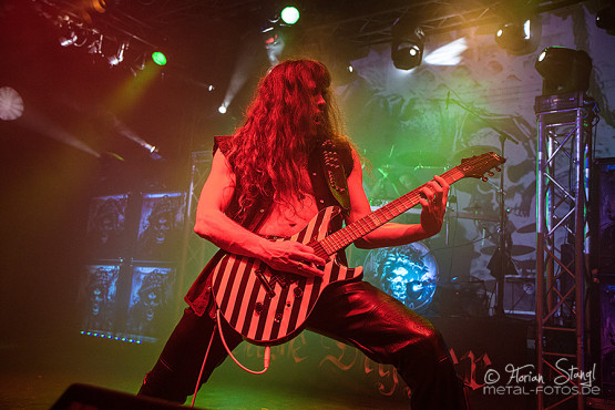grave-digger-18-1-2013-musichall-geiselwind-21