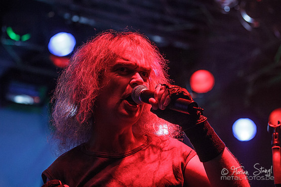 grave-digger-18-1-2013-musichall-geiselwind-24