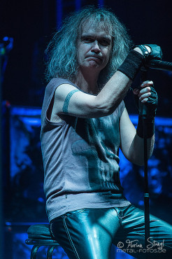 grave-digger-18-1-2013-musichall-geiselwind-47