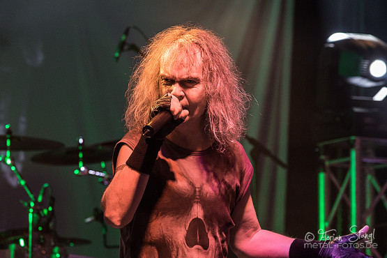 grave-digger-18-1-2013-musichall-geiselwind-49