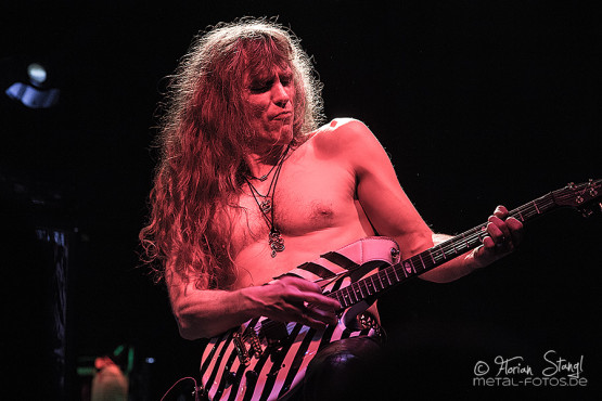 grave-digger-18-1-2013-musichall-geiselwind-54