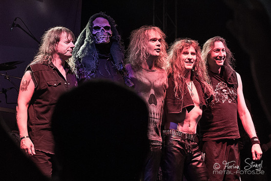 grave-digger-18-1-2013-musichall-geiselwind-55