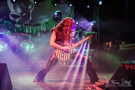 grave-digger-18-1-2013-musichall-geiselwind-7