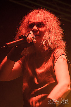 grave-digger-18-1-2013-musichall-geiselwind-9