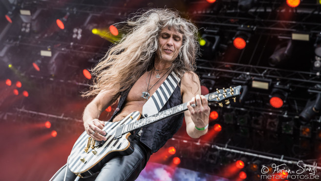 grave-digger-bang-your-head-2016-16-07-2016_0012