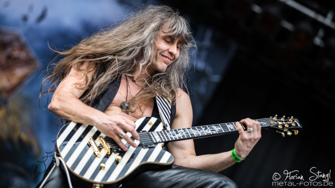 grave-digger-bang-your-head-2016-16-07-2016_0051