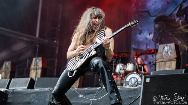 grave-digger-bang-your-head-2016-16-07-2016_0059