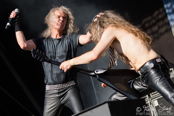 grave-digger-out-loud-04-06-2015_0004