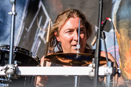 grave-digger-out-loud-04-06-2015_0011