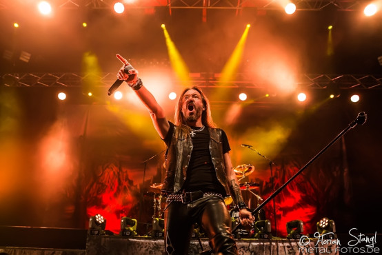 hammerfall-brose-arena-bamberg-07-02-2015_0024