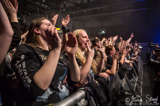 hammerfall-brose-arena-bamberg-07-02-2015_0025