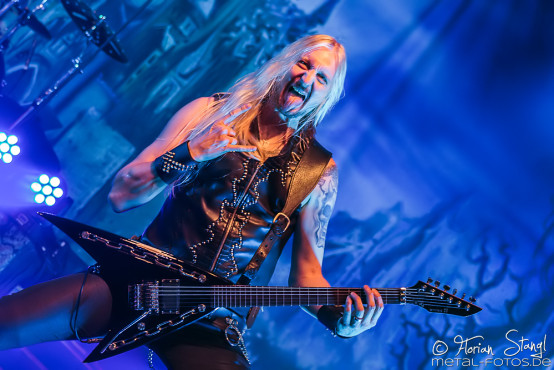 hammerfall-eventhalle-geiselwind-12-12-2015_0002