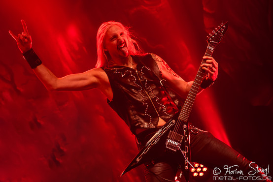 hammerfall-eventhalle-geiselwind-12-12-2015_0009