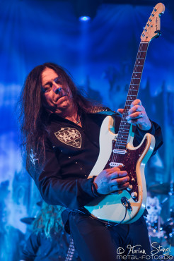 hammerfall-eventhalle-geiselwind-12-12-2015_0038