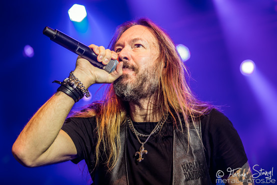 hammerfall-eventhalle-geiselwind-12-12-2015_0074