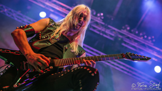 hammerfall-brose-arena-bamberg-14-1-2017_0012