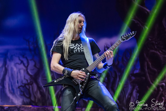 hammerfall-masters-of-rock-10-7-2015_0022