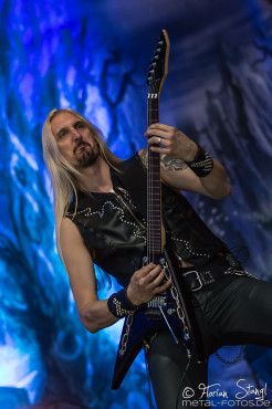 hammerfall-masters-of-rock-10-7-2015_0067