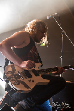 heaven-shall-burn-metal-invasion-vii-19-10-2013_22