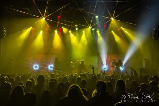 heaven-shall-burn-martin-kames-19-10-2013_06