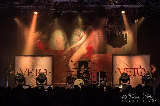 heaven-shall-burn-martin-kames-19-10-2013_11