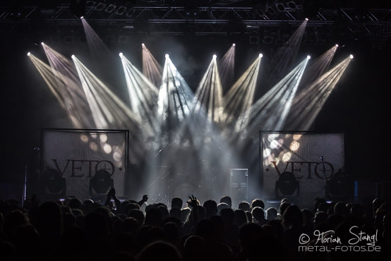 heaven-shall-burn-martin-kames-19-10-2013_13