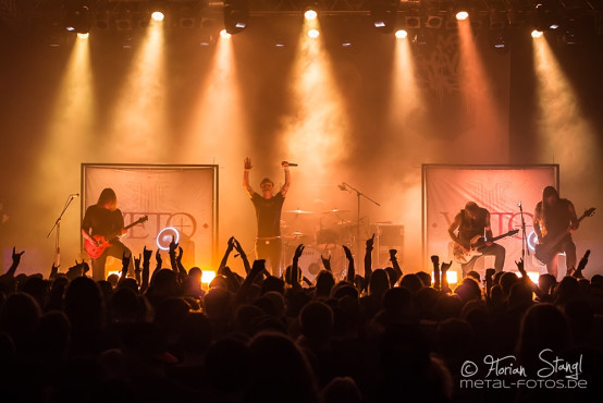 heaven-shall-burn-martin-kames-19-10-2013_19