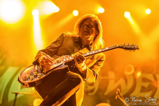 helloween-out-loud-04-06-2015_0057