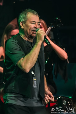 ian-gillan-rock-meets-classic-arena-nuernberg-28-03-2015_0036