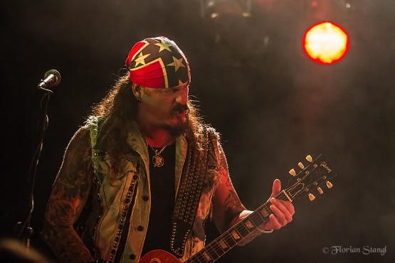 iced-earth-16-12-2012-rockfabrik-ludwigsburg-49