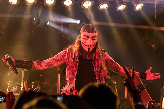 iced-earth-16-12-2012-rockfabrik-ludwigsburg-58