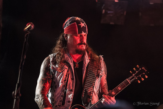 iced-earth-16-12-2012-rockfabrik-ludwigsburg-59