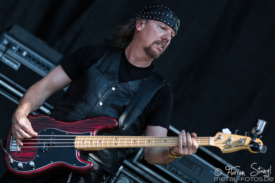 jag-panzer-bang-your-head-17-7-2015_0013