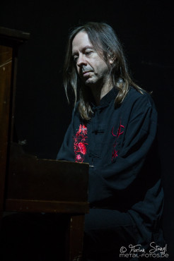 joe-bonamassa-2013-world-tour-meistersingerhalle-nuernberg-11-03-2013-13