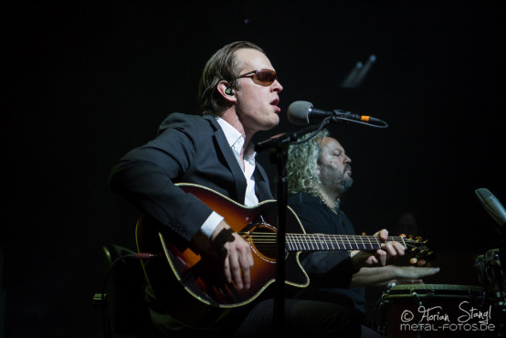 joe-bonamassa-2013-world-tour-meistersingerhalle-nuernberg-11-03-2013-23