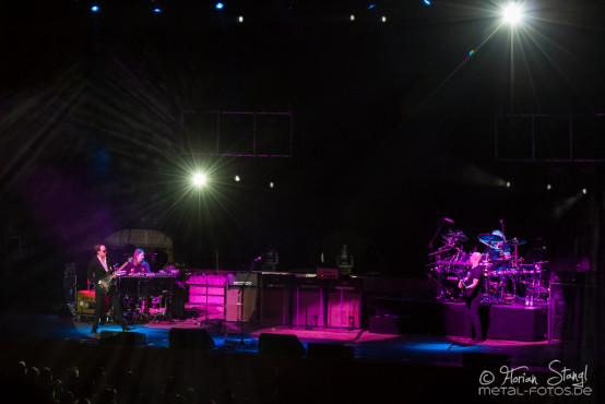 joe-bonamassa-2013-world-tour-meistersingerhalle-nuernberg-11-03-2013-44