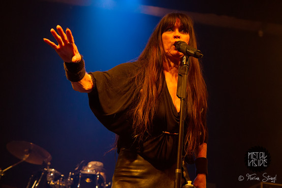 jutta-weinhold-metal-assault-wuerzburg-2-2-2013-37