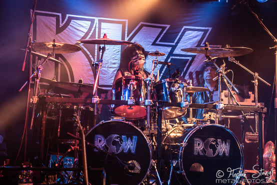 kiss-forever-row-2020-6-3-2020_0025