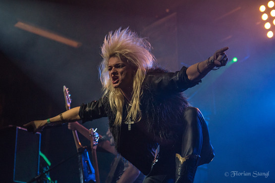 kissin-dynamite-30-11-2012-rockfabrik-nuernberg-14