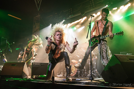 kissin-dynamite-30-11-2012-rockfabrik-nuernberg-49