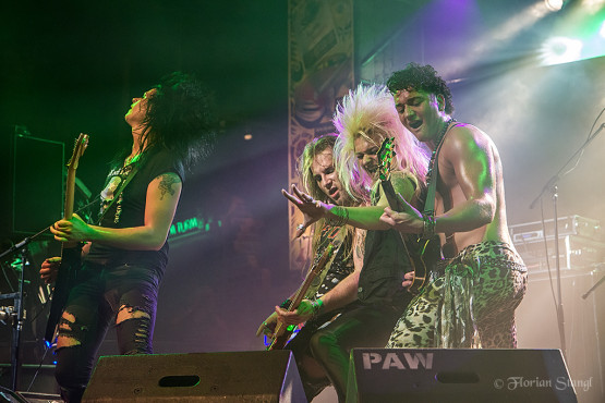 kissin-dynamite-30-11-2012-rockfabrik-nuernberg-52