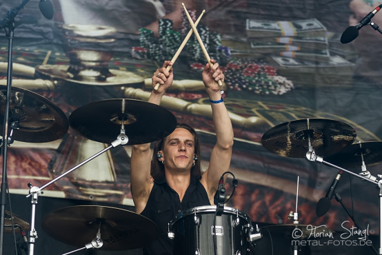 kissin-dynamite-byh-2014-11-7-2014_0005