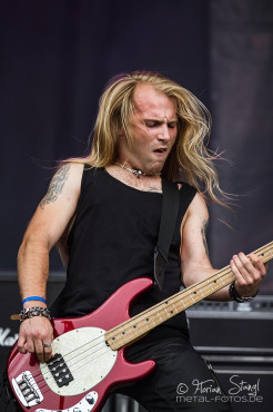 kissin-dynamite-byh-2014-11-7-2014_0010