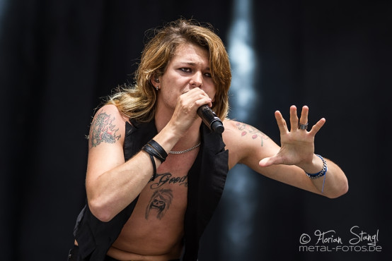 kissin-dynamite-byh-2014-11-7-2014_0022