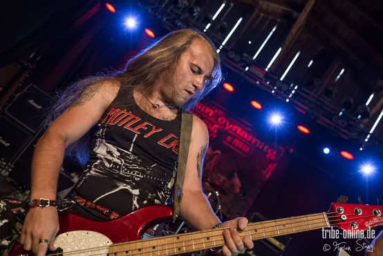 kissin-dynamite-pyraser-classic-rock-night-2013-20-07-2013-02